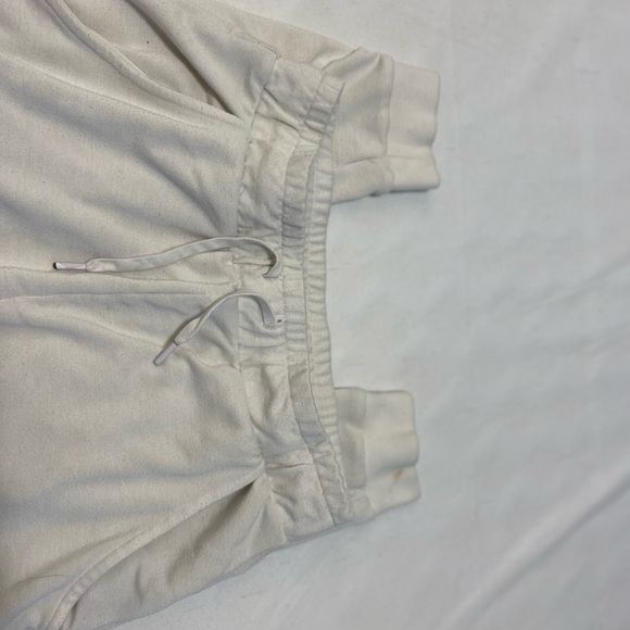 Gymshark Pippa Training Joggers - White - Picture 6 of 15